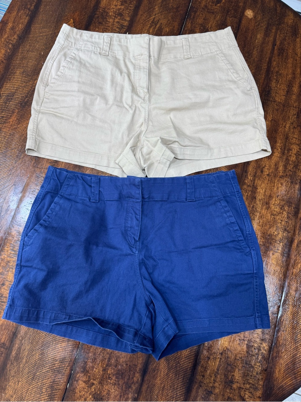 Vineyard Vines Navy and Tan shorts lot